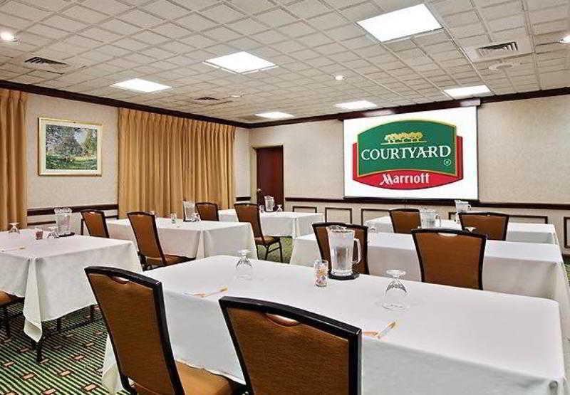 Courtyard Brandon Hotel Heartland